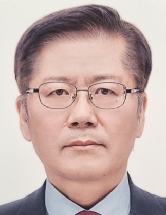 강용석 신임 이사장